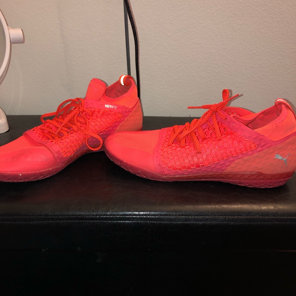 MENS PUMA ATHLETIC SHOES